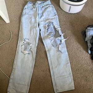 Pac Sun Ripped 90’s Boyfriend jeans